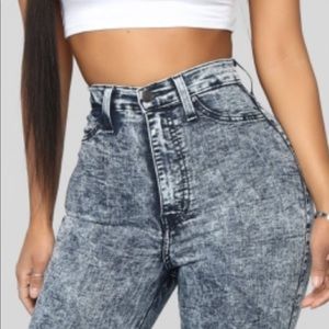 Guess Acid Wash Mom Jeans